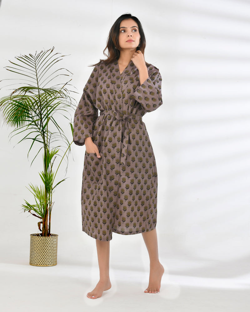 BATHROBE