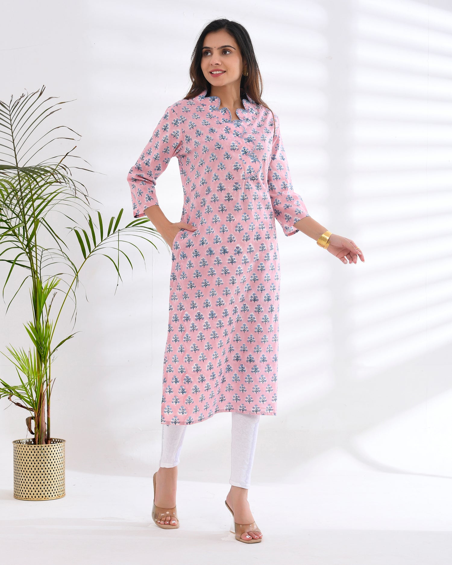 HAND BLOCK SCULPTED NECKLINE KURTI