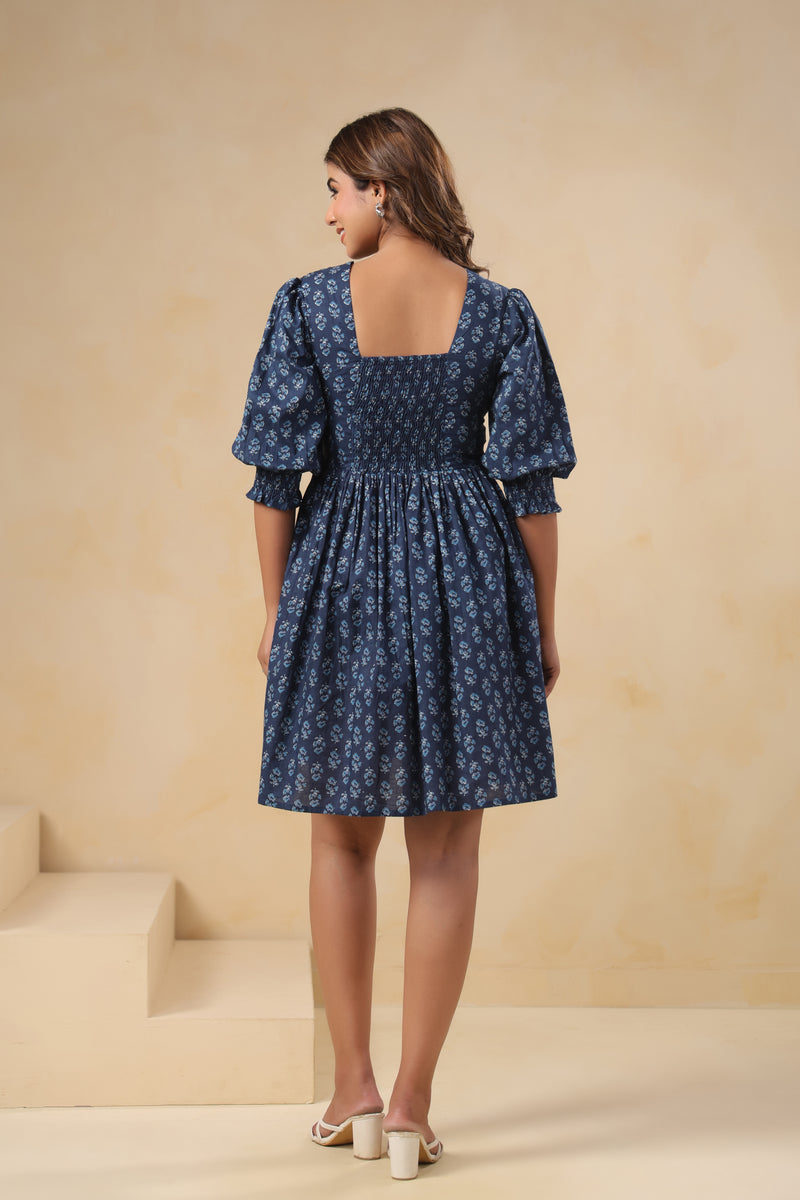 Square Neckline short dress