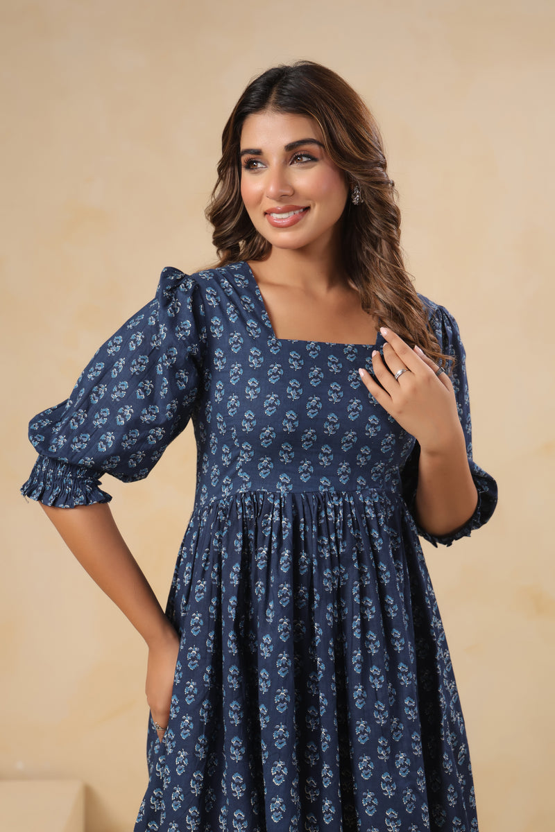 Square Neckline short dress