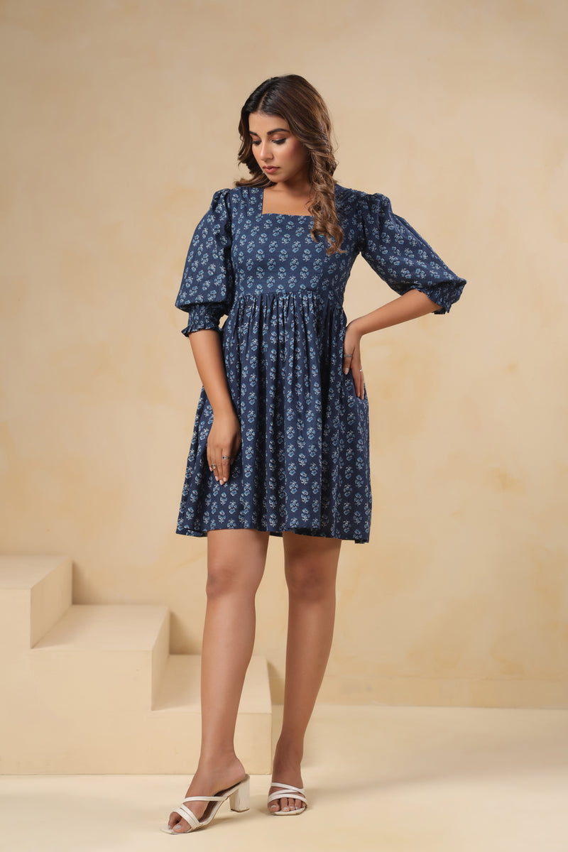 Square Neckline short dress