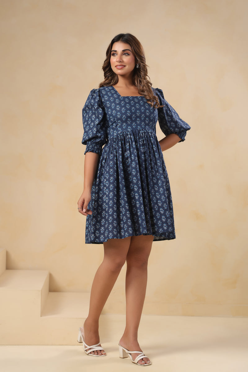 Square Neckline  short dress