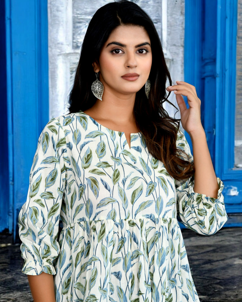 White Rocund Neck Dress